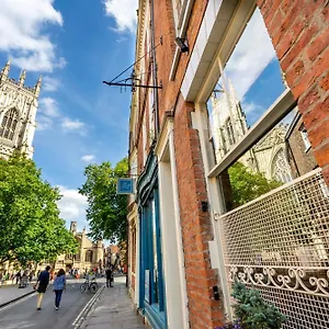 19 High Petergate - Next To Minster Apartment